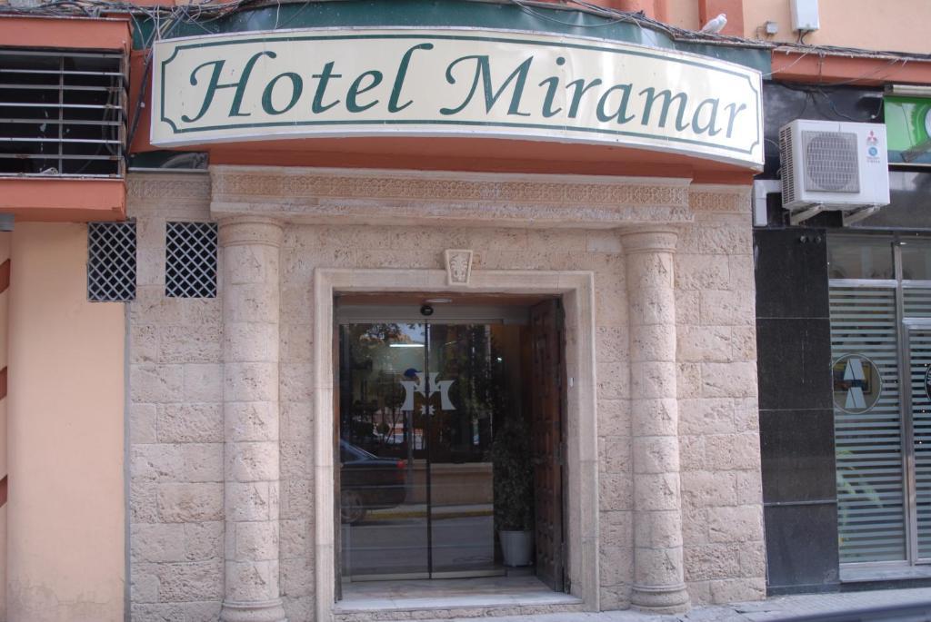 Hotel Miramar La Línea de la Concepción エクステリア 写真